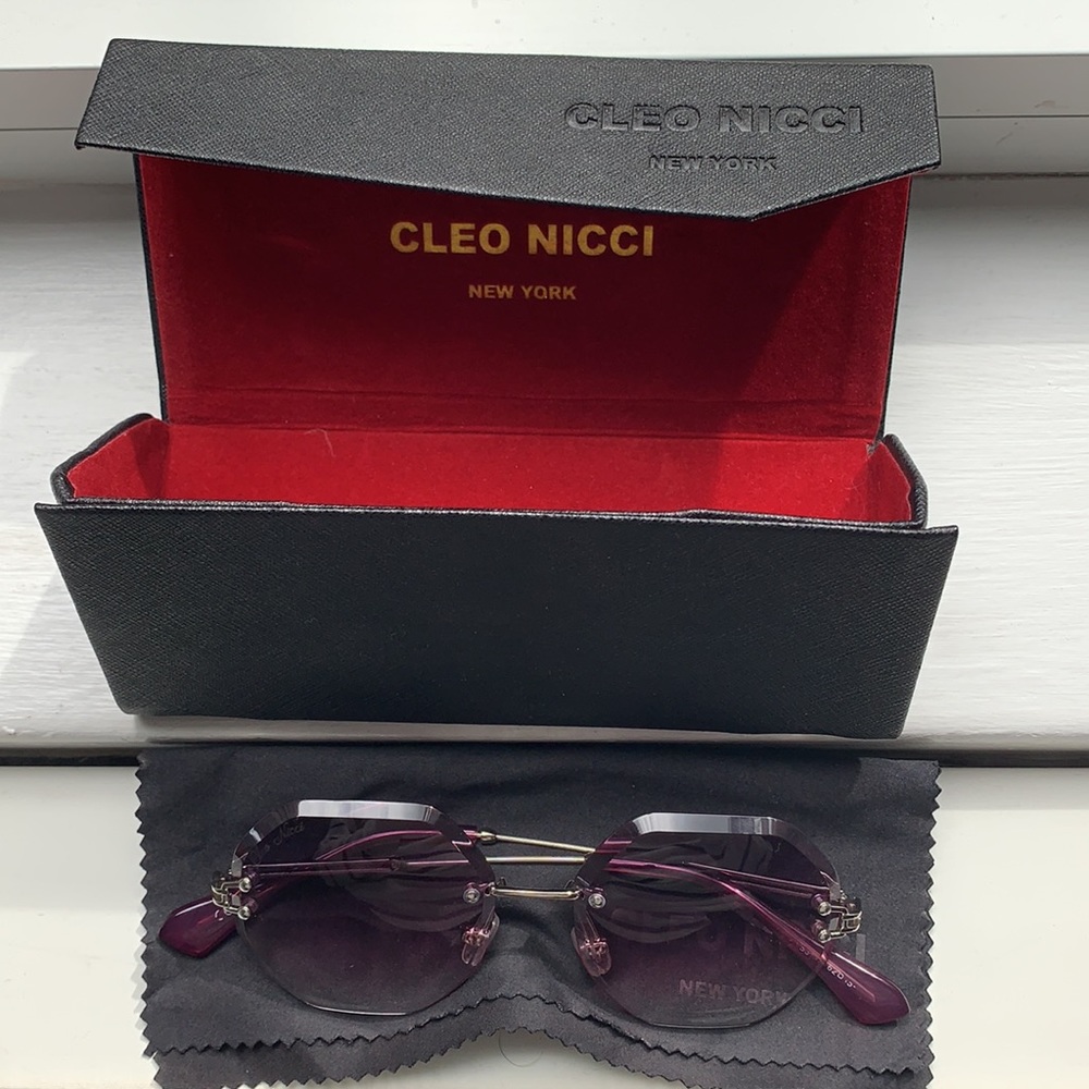 Cleo Nicci tinted glasses